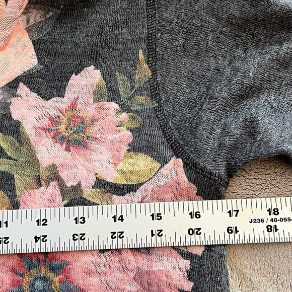Soft Surroundings Midnight Blooms Floral Lightweight Sweater PS Cottagecore - Picture 13 of 15